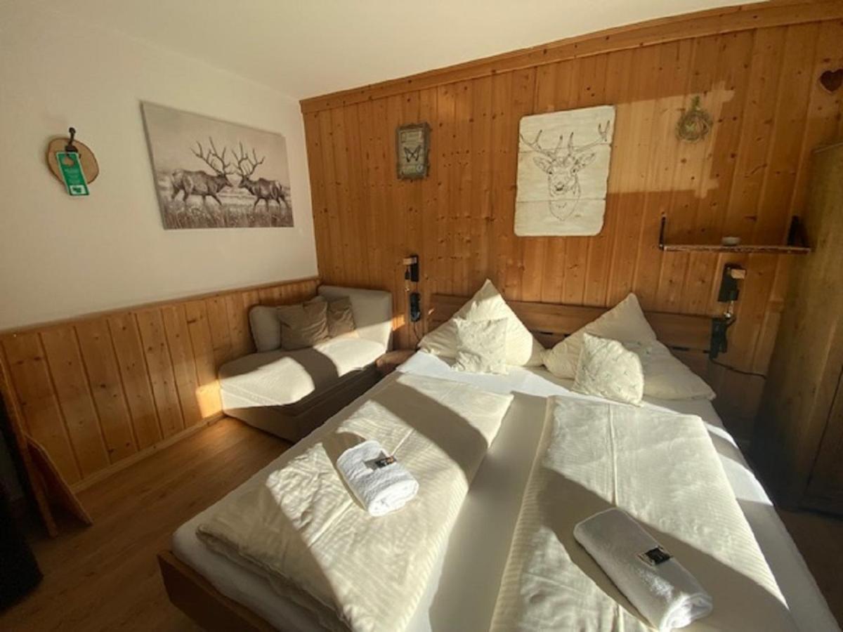 Alpenappartements Schwalbennestl Mittenwald Exterior foto