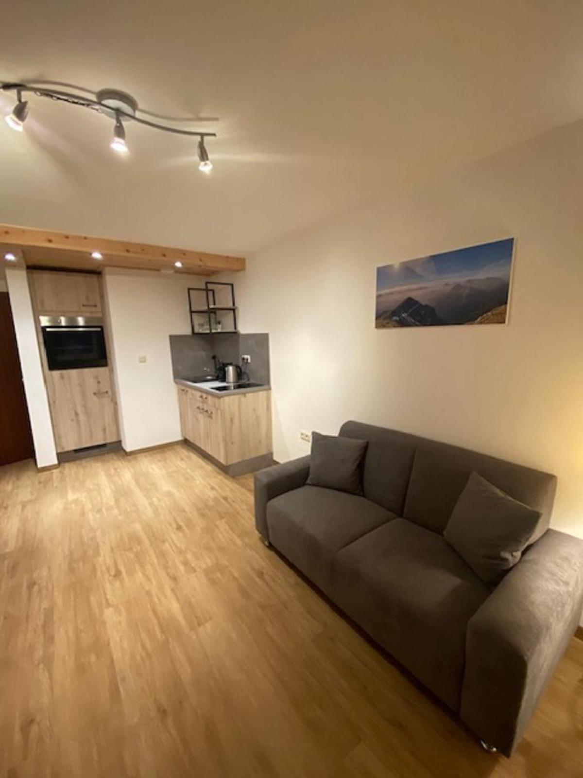 Alpenappartements Schwalbennestl Mittenwald Exterior foto